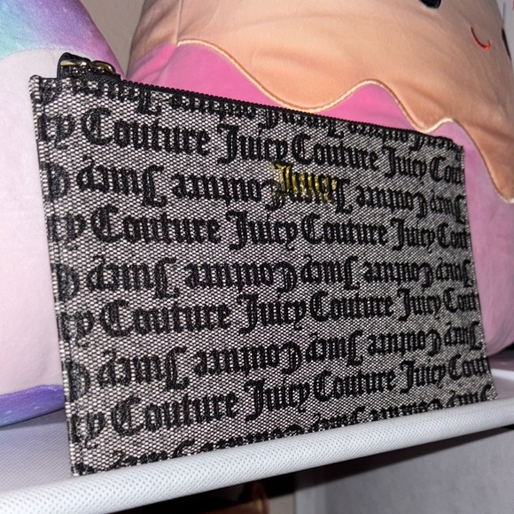 Juicy Couture Black and White Logo Clutch - Picture 5 of 7